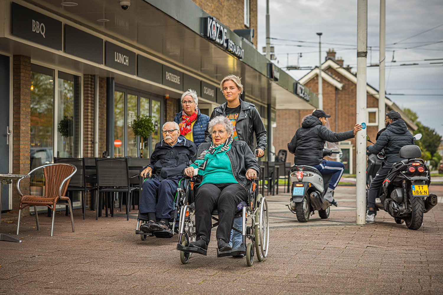 Malburgstaete is gevestigd vlakbij het winkelcentrum.